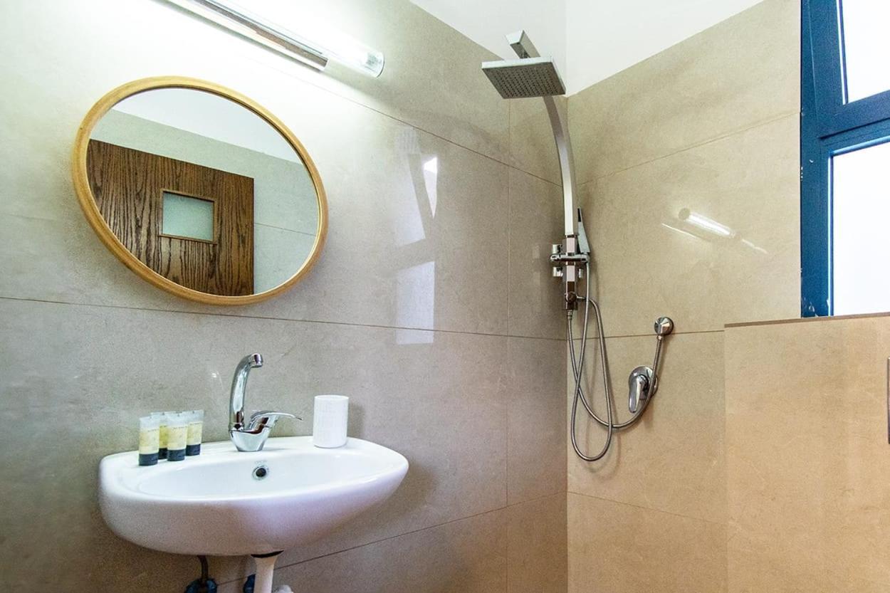 Villa Nof glili Mansion Yavneʼel Esterno foto